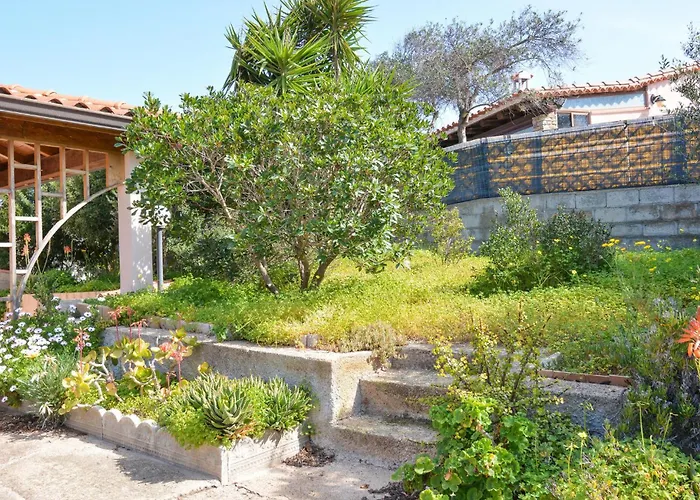 Stunning Home In Torre Dei Corsari